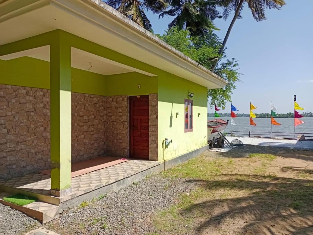 Kalamana Serene Chavakkad Exterior photo